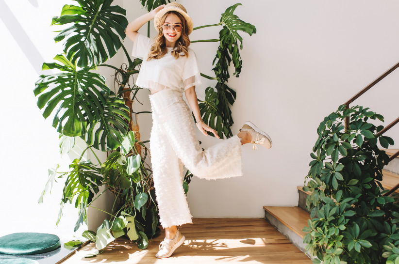 Белые женские брюки — стилизации в элегантном издании и на каждый день