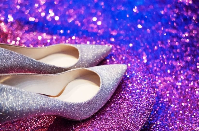 Блестящие туфли — создай сногсшибательный наряд с эффектной обувью!