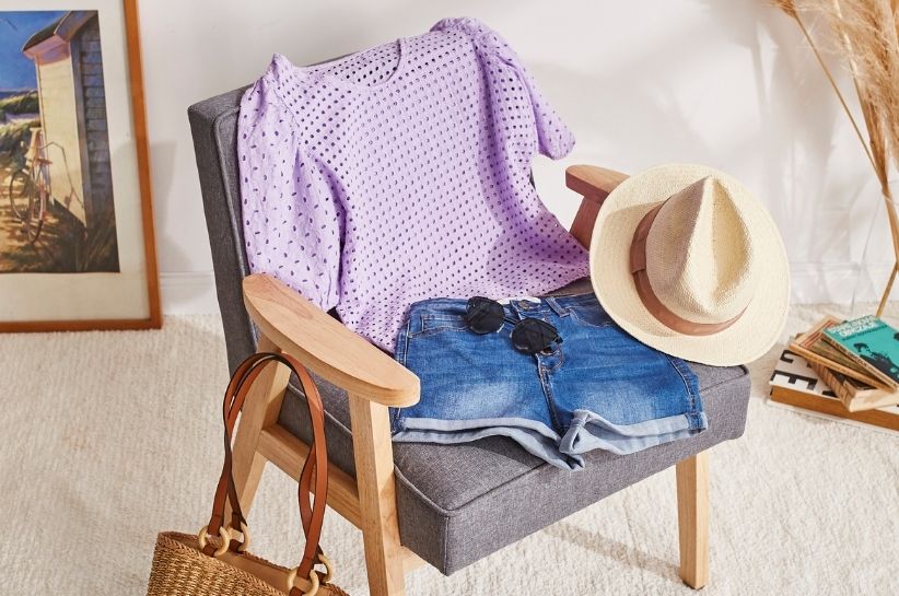 Фиолетовая блузка — очаровательные стилизации на любой случай